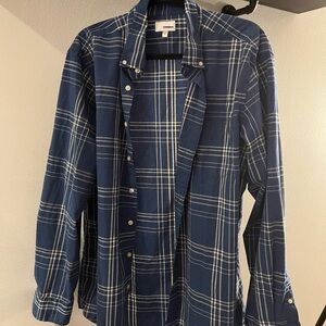 Sonoma Navy and White Plaid Men's Shirt